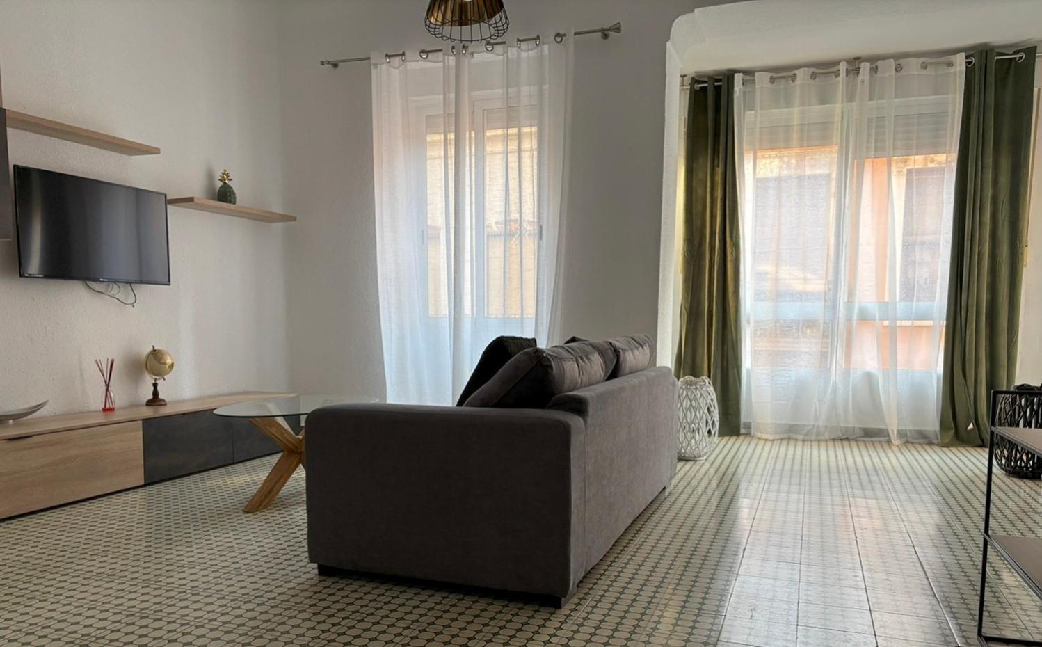 Beautiful Appartment In The Heart Of Alicante Eksteriør bilde