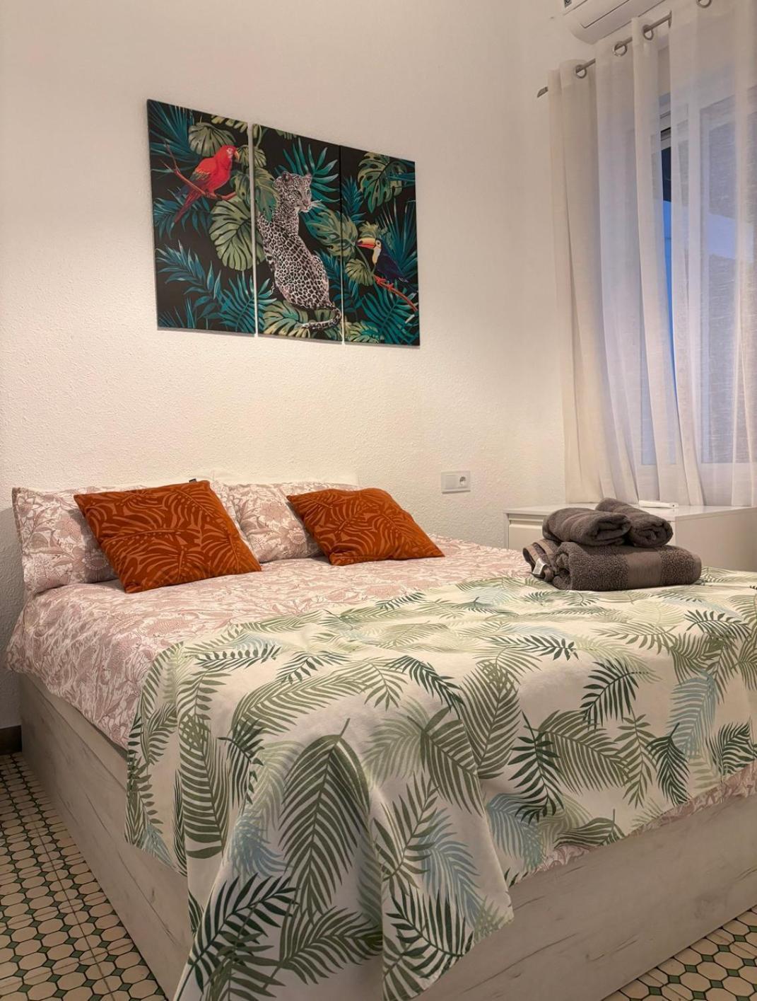 Beautiful Appartment In The Heart Of Alicante Eksteriør bilde